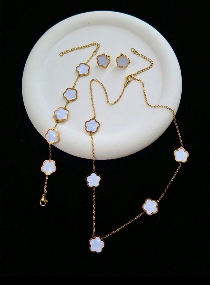 collar y pulsera estilo van cleef